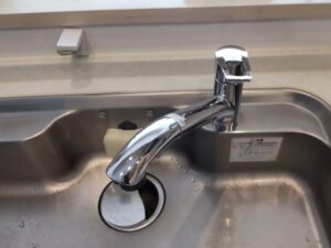 千葉キッチン取付け隊　浄水器一体水栓の取替　施工前